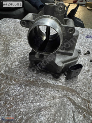 03L128063AD 1.6 TDİ CAY MOTOR BOĞAZ KELEBEĞİ ORİJİNAL ÇIKMA