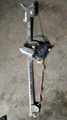 Renault trafic Opel vivaro sağ ön cam krikosu orjinal çıkma