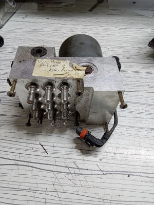 AUDİ A4 A6 A8 VW PASSAT ABS BEYNİ 8E0614111A