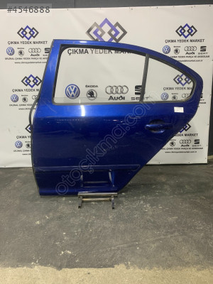SKODA OCTAVİA A5- A6 KASA ÇIKMA ORJİNAL SOL ARKA KAPI