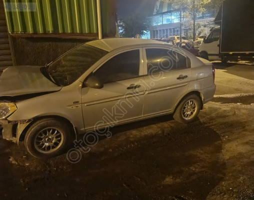 Hyundai Accent Era CRDi motor