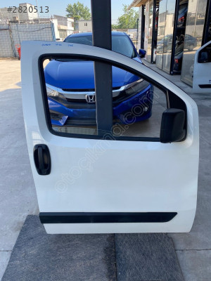 fiat fiorino 2022 çıkma orjinal sağ ön kapı (son fiyat)