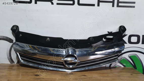 Opel Astra H Modeli İçin Çıkma Ön Panjur Parçası