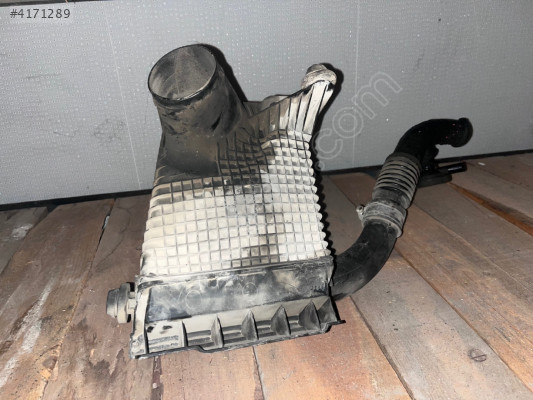 Renault Megane 2 hava filitre kutusu