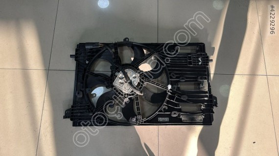 RENAULT MEGANE 4 FAN MOTORU T14414C