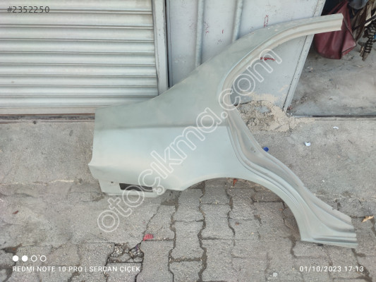 Hyundai Accent Era sağ arka çamurluk