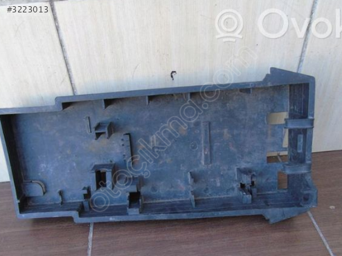 iveco daily iç takım sandık kapağı.504092088