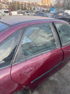 RENAULT LAGUNA 1 SAG ARKA KAPI KOMPLE