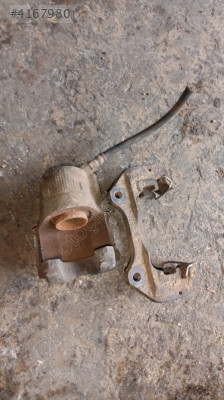 Fiat UNO sağ fren kaliper tutucu