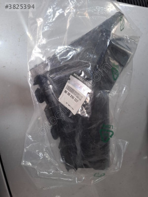 Clio BBO hecbek arka tampon braket sol 8200290037