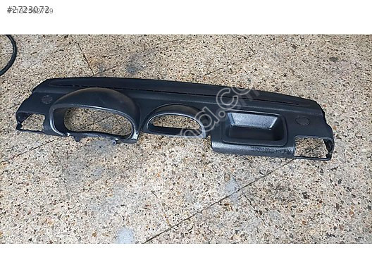 Clio 2 torpido üst plastiği