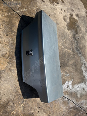 PEUGEOT 406 BAGAJ KAPAĞI HATASIZ DOLU
