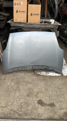 Fiat punto ön kaput az hasarlı