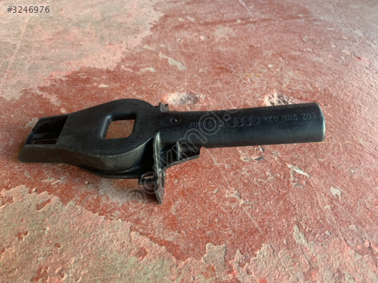AUDİ A4 A5 RADYATÖR TUTUCU BRAKETİ 8K0805201