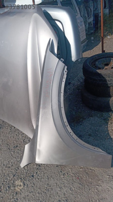 VOLVO XC 90 SAĞ ÖN ÇAMURLUK ORJİNAL ÇIKMA