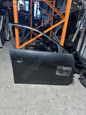 SEAT CORDOBA SAĞ ÖN KAPI SIFIR