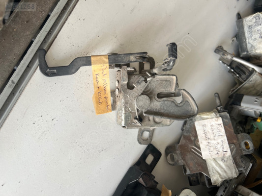 Fiat Albea punto kaput kilidi
