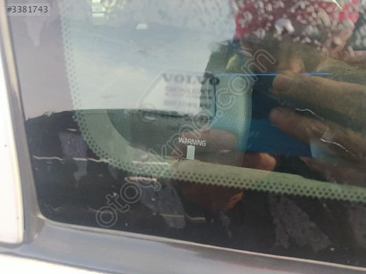 ÇIKMA VOLVO V70 SOL ARKA CAM