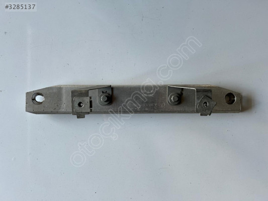 A2056190025  Alt Tutucu Breketi Mercedes-Benz E Serisi W213