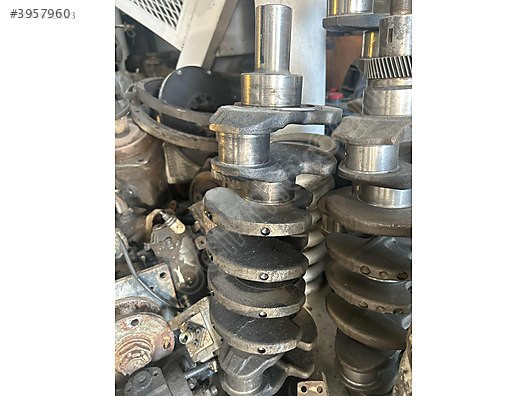 Kia KİA BONGO K2700 KAPAK KRANK TÜM MOTOR MALZEMELERİ MEVCUTTUR.