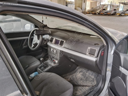 2005 Opel VECTRA TORPİDO GÖĞÜSLÜK