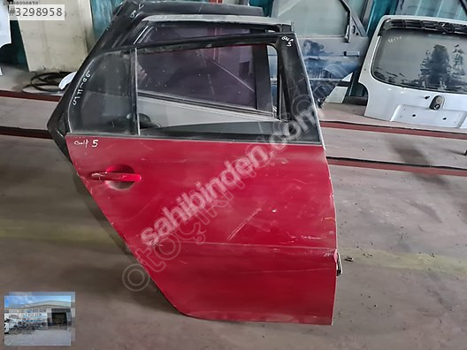 OTO CEMDEN ÇIKMA VOLKSWAGEN GOLF 5 SAĞ ARKA KAPI