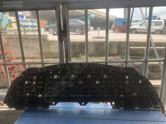 RENAULT FLUENCE ÖN TAMPON ALT MUHAFAZA PLASTİĞİ