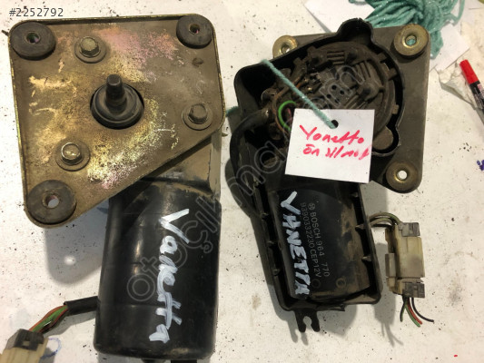 Nissan Vanetta Ön Cam Silecek Motoru 9390332230