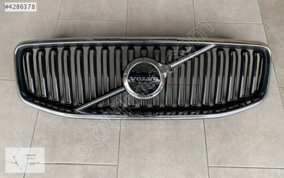 VOLVO XC60 PANJUR ÖN IZGARA