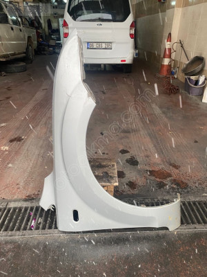 2005/2008 FORD FOCUS GRİ SAĞ ÖN ÇAMURLUK ORJINAL BOYASIZ