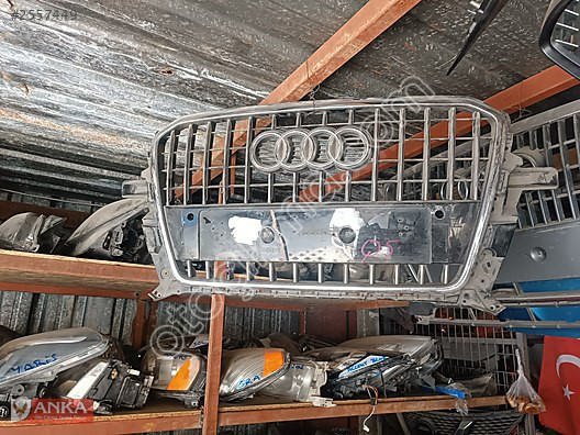 Audi Q5 ön panjur çıkma orjinal