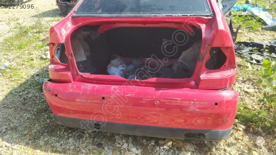 Polo classic kesme arka panel çıkma