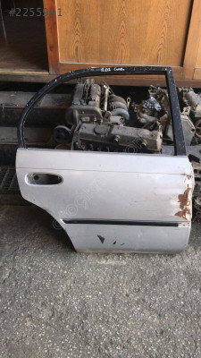 TOYOTA COROLLA A101 SAĞ ARKA KAPI 1993-1998