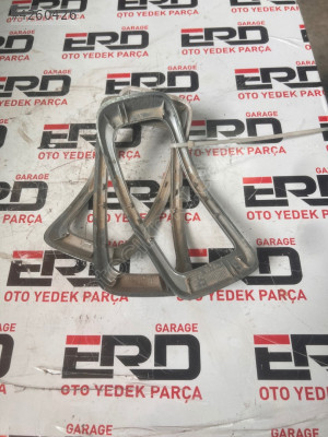 Jeep Cherokee Izgara Krom Çerçeve  68165906AA