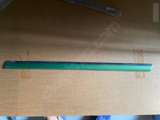 PASSAT B5 SOL ARKA KAPI ÇITASI YEŞİL 3B0853753 ÇAĞRI OTO