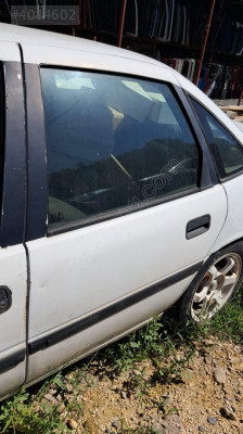 OPEL VECTRA A SOL ARKA KAPI.OTO ERKAN ÜNYE