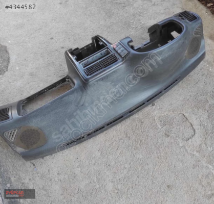 VOLKSWAGEN POLO HB 1998 GÖĞÜSLÜK EYUPCAN OTODA