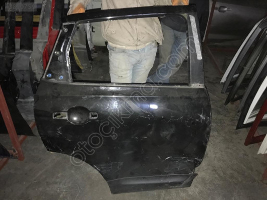 2011 nissan qahsqai sağ arka kapı