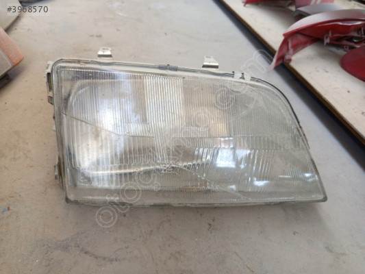 Opel OMEGA A sağ ön far