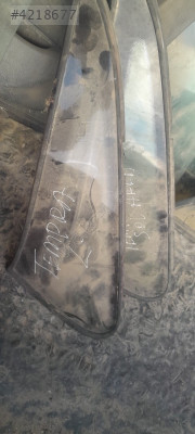 Fiat Tempra arka kelebek camı