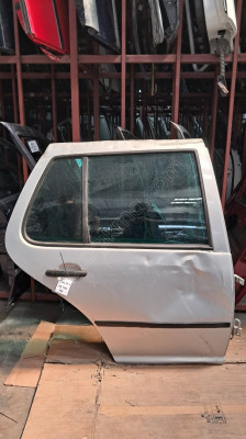 ARKA KAPI - SAĞ - GOLF 4 99-04 - ( 1J6833056F )