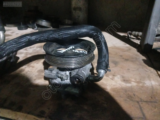 FORD CONNECT DİREKSİYON POMPASI ÇIKMA