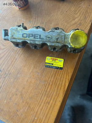 Astra F 1.4 1.2 8 valf külbirötör kapağı