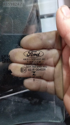 2014-23 Ford transit sağ ön kapı camı orjinal çıkma