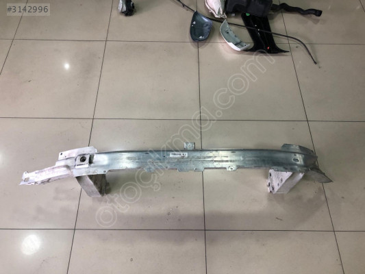 BMW 5 SERİ G30 ÖN TAMPON DEMİRİ TF738528809