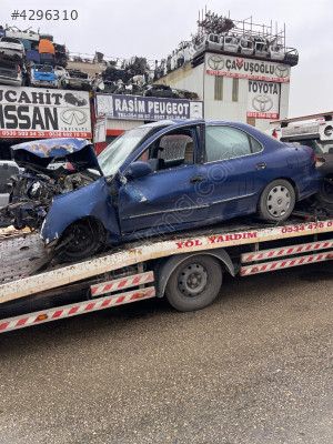 2000 model Hyundai elentra çıkma. Orjinal sol arka kapı