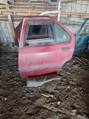 Renault 19 sol arka kapı çıkma orjinal