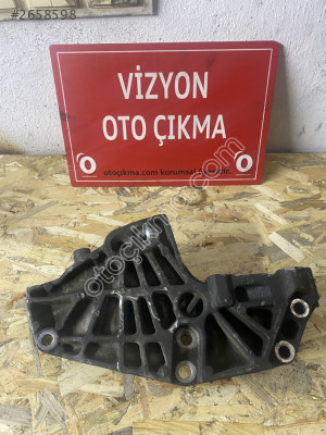 RENAULT TRAFİC 2.0 MOTOR KULAĞI ✅