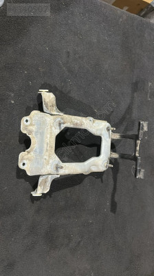 2013 FORD CONNECT 1.8 75 LİK E5 VİTES ALT BAKALİT