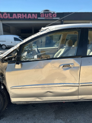 HONDA CİTY SOL ÖN KAPI ( BEJ - DOLU )